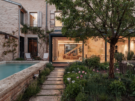 Piscine dans La Maison de Pommard